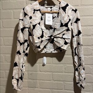 H&M linen blend XS NEW Floral Print Long Sleeve Top cropped long sleeve